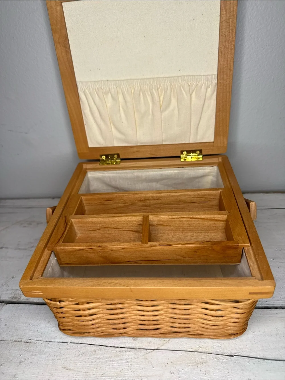 Vintage Wooden Sewing Basket Floral Fabric Top 8